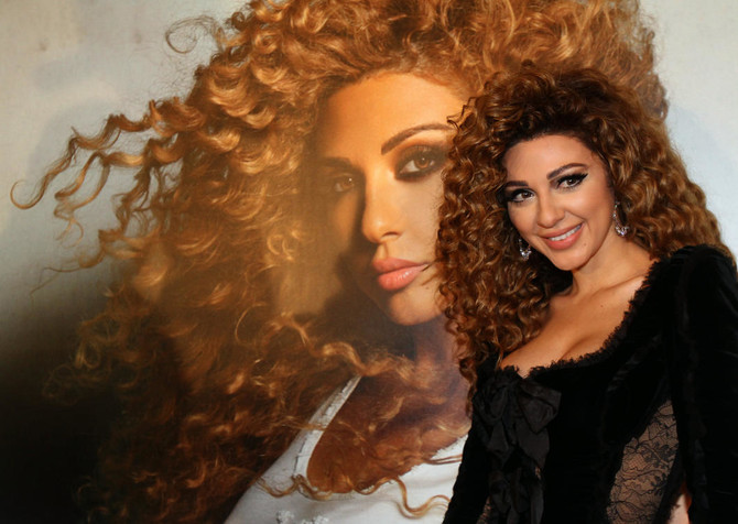 Myriam Fares' child curly hair ...
